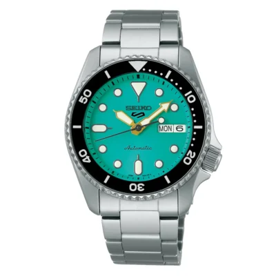 Seiko 5 Sports SRPK33K1 – Teal dial SKX Midi automatic watch with stainless steel case and bracelet.