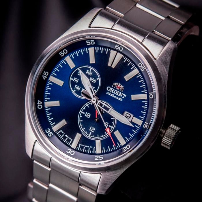 Orient RA-AK0401L30B Defender II Automatic Blue Dial Men's Watch - Image 2