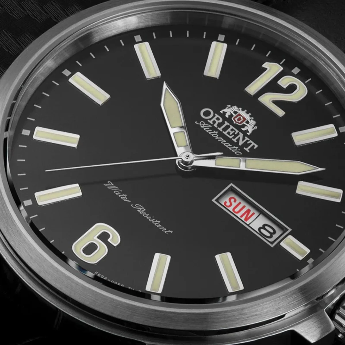Orient RA-AA0C04B39B Classic Automatic watch - Image 2